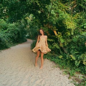 Meet your Posher, Stella